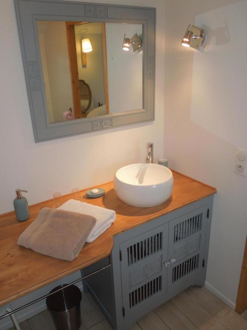 Relais De Navon Bed and Breakfast Saint-Joseph  Exteriör bild